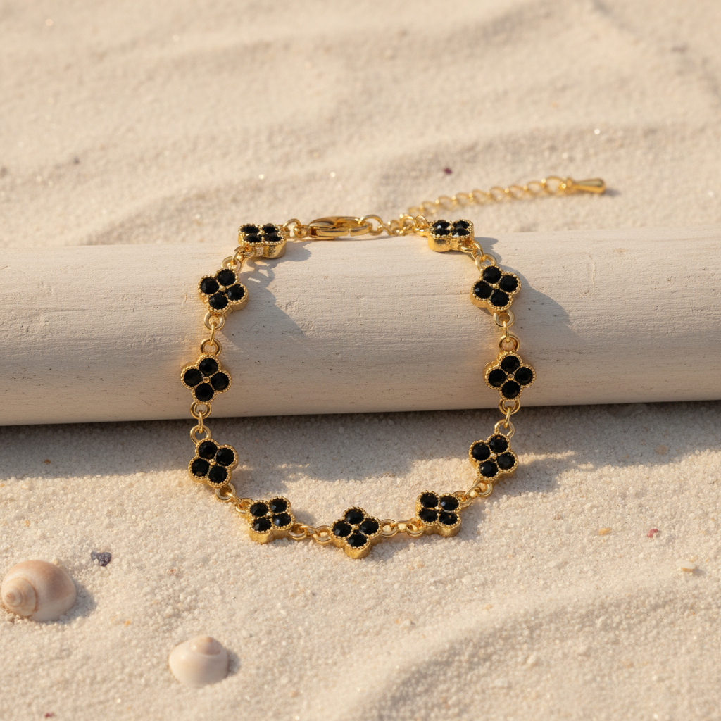 Bracelet noir sur bois flotté blanc