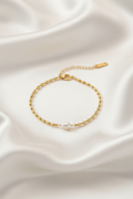 Bracelet perle dorée - soie blanche